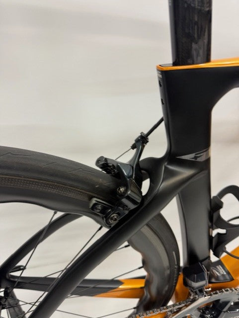 Pinarello Dogma F Shimano Dura Ace Di.2 11spd Gold/Black 54cm (Pre-Loved)