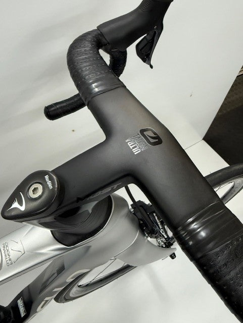 Pinarello Dogma F Shimano Ultegra Di.2 12spd Silver/Black 57.5cm (NEW)