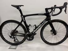  Pinarello F10 Disk Shimano Ultegra R8020 Mechanical Black 55cm (Pre-Loved)
