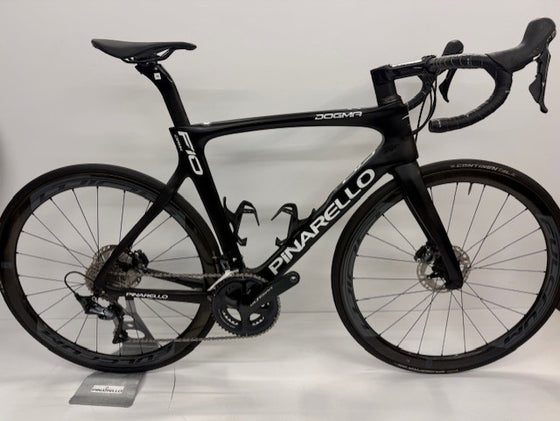 Pinarello F10 Disk Shimano Ultegra R8020 Mechanical Black 55cm (Pre-Loved)