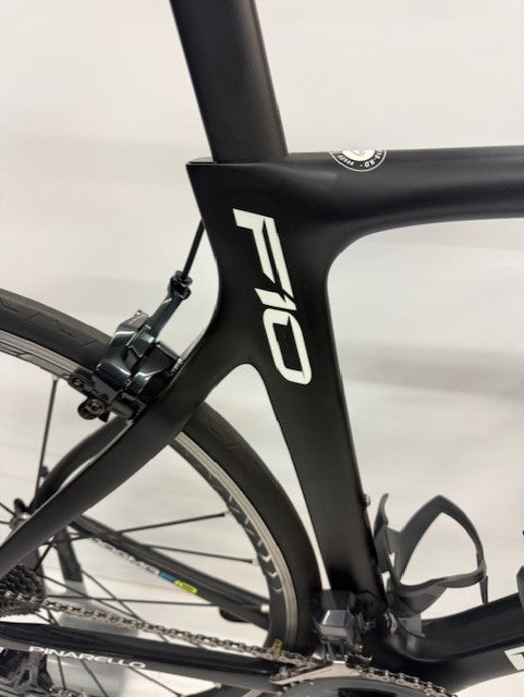 Pinarello Dogma F10 Shimano Dura Ace Di.2 9150 - Black/Blue/Fluo Yellow 55cm (Pre Loved)