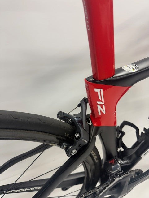 Pinarello F12 Red/Black 44cm - Ultegra Di.2 11spd (Pre-Loved)