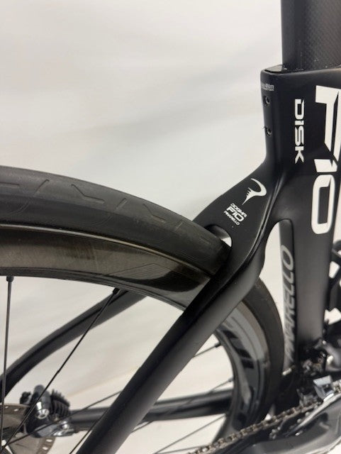 Pinarello F10 Disk Shimano Ultegra R8020 Mechanical Black 46.5cm (Pre-Loved)