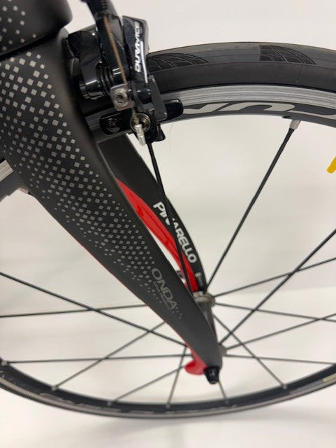 Pinarello F10 Shimano Dura Ace 167 Black Lava Black/Red 59cm (Pre-Loved)