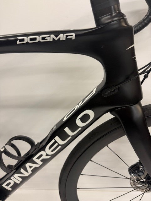 Pinarello F10 Disk Shimano Ultegra R8020 Mechanical Black 57.5cm (Pre-Loved)