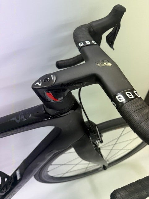 Pinarello Dogma F Shimano Ultegra Di.2 12spd Black 57.5cm (NEW)
