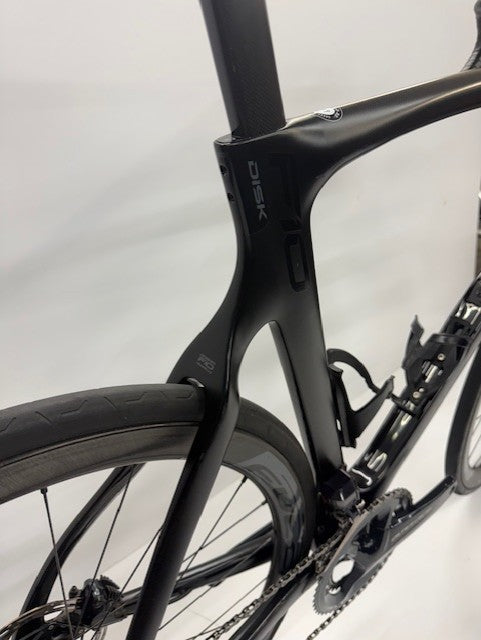 Pinarello F10 Disk Shimano Dura Ace di.2  Black 59.5cm (Pre-Loved)
