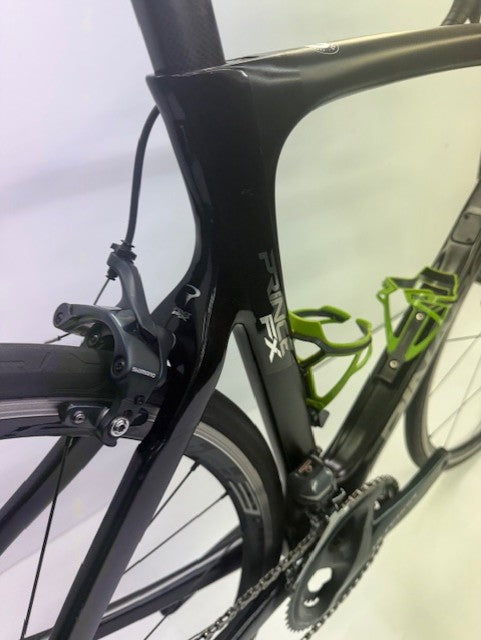 Pinarello Prince FX Shimano Ultegra Di.2 11spd Black 53cm (Pre-Loved)