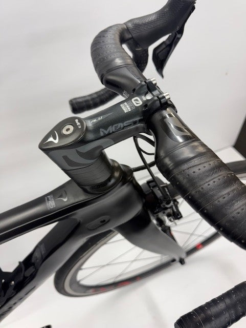 Pinarello Dogma F10 Shimano Dura Ace Di.2 9150 - Black 42cm (Pre Loved)